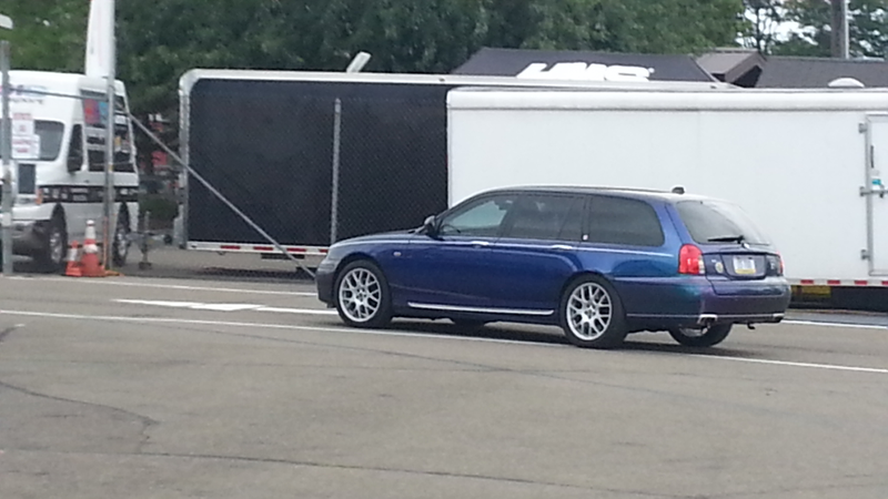 Illustration for article titled UK Residents (I guess?) IDENTIFY THIS CAR (please).